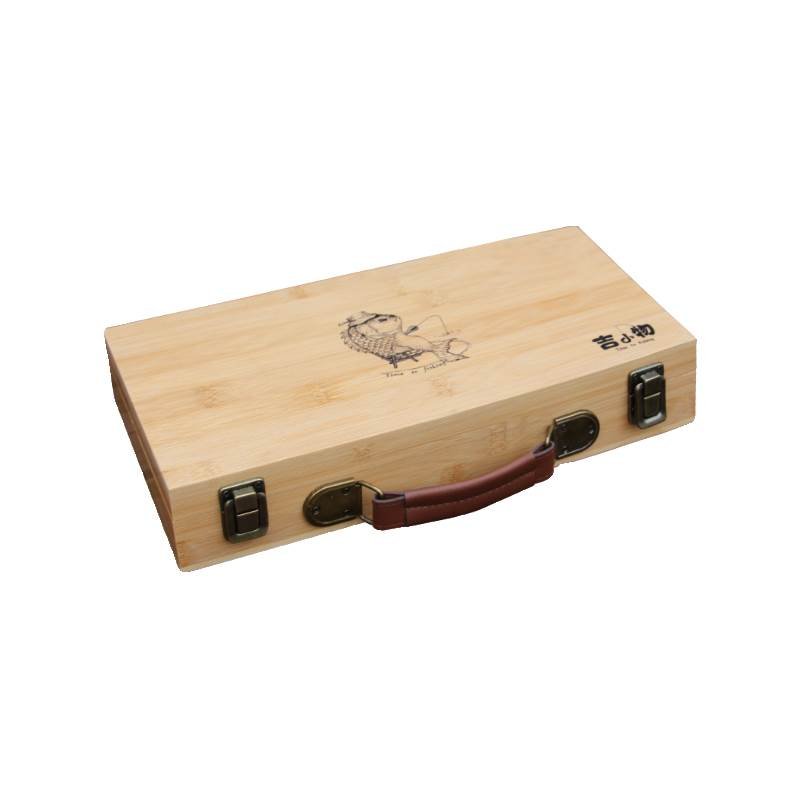 A new box of natural wood spares